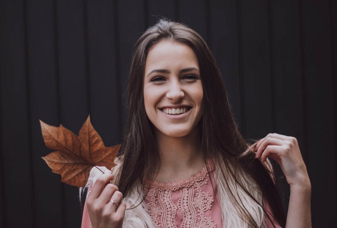 L'arrivée de l'automne: comment adapter sa routine de soins pour le visage et le corps